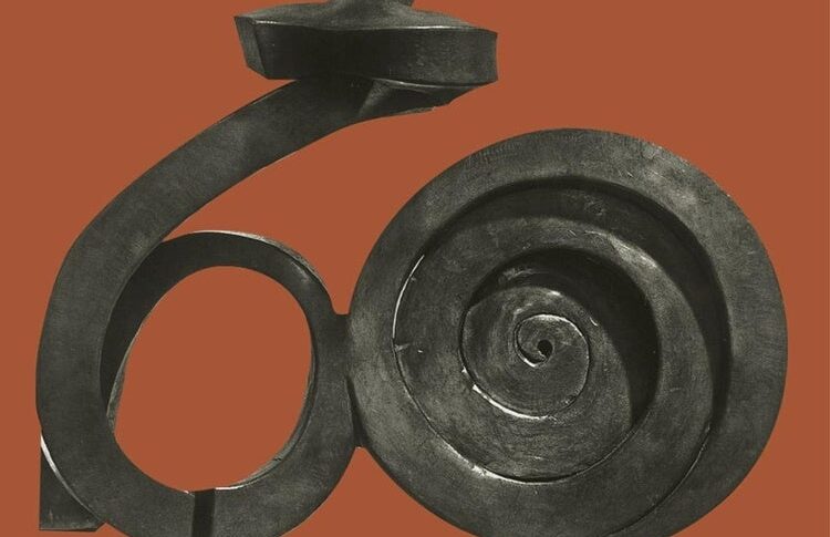 La aventura americana de Martín Chirino se exhibe y documenta en el Centro Niemeyer