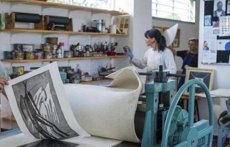 El Cabildo grancanario lleva ‘Grabadores por la Paz’ hasta el Cervantes de Amán