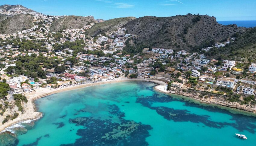 Localidad en Alicante con playas paradisíacas que no es ni Denia ni Altea