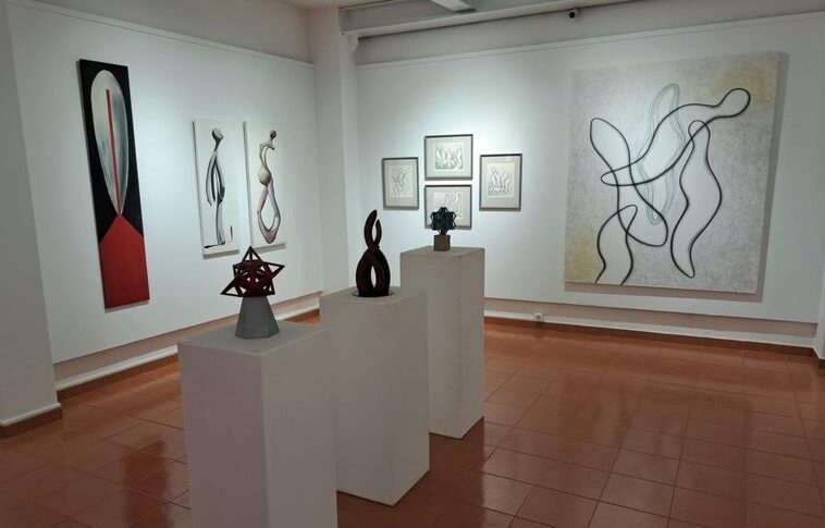 La Sala de Arte Agüimes acoge desde el viernes la muestra colectiva ‘Manos’
