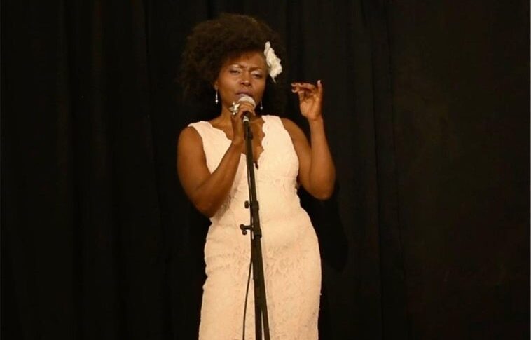 Una mirada crítica y artística en Guía, a partir de la fundación de Montevideo