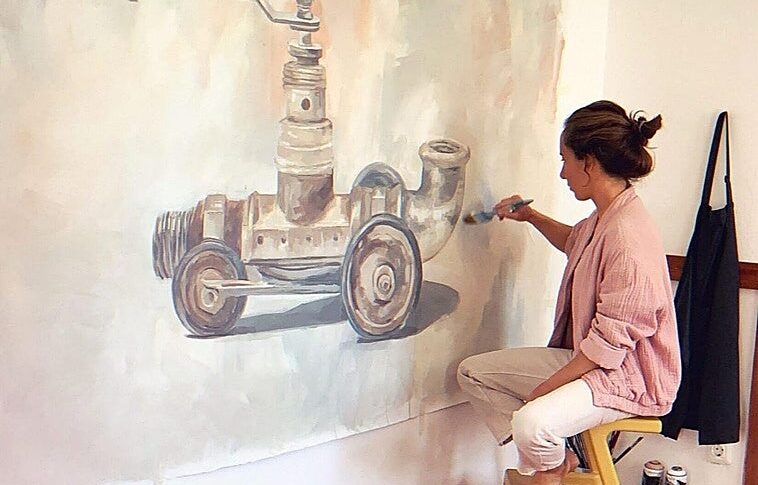 La poesía plástica de Irene León lucha contra la obsolescencia programada