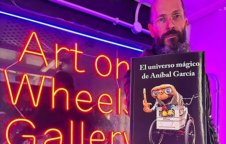 Aníbal García: la magia de reconvertir bicicletas abandonadas en singulares obras de arte