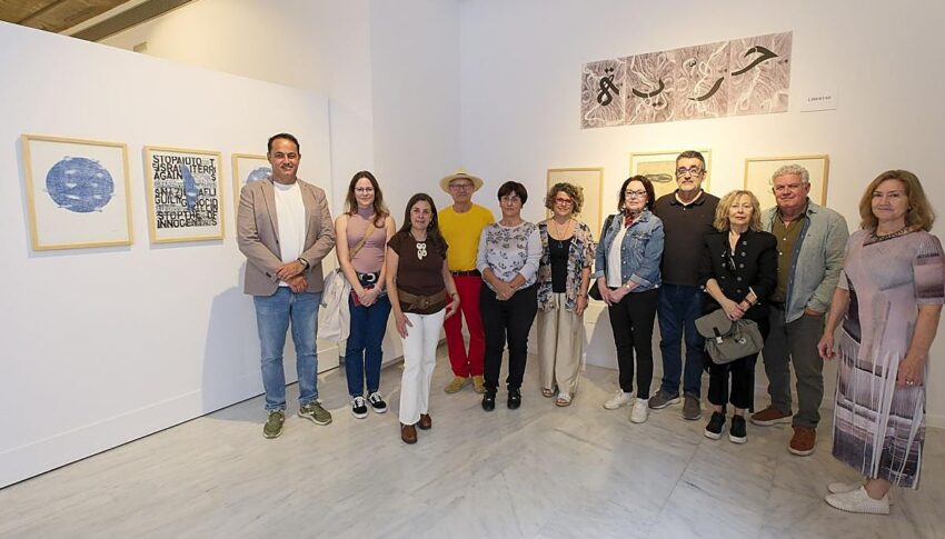 ‘Grabadores por la Paz’ exhibe la obra de 60 artistas en Vegueta